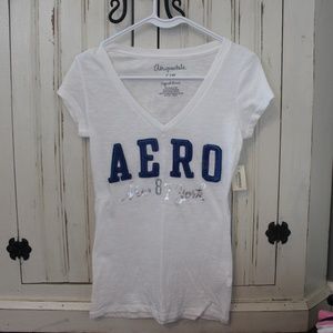 🦋NEW! Aeropostale Tee